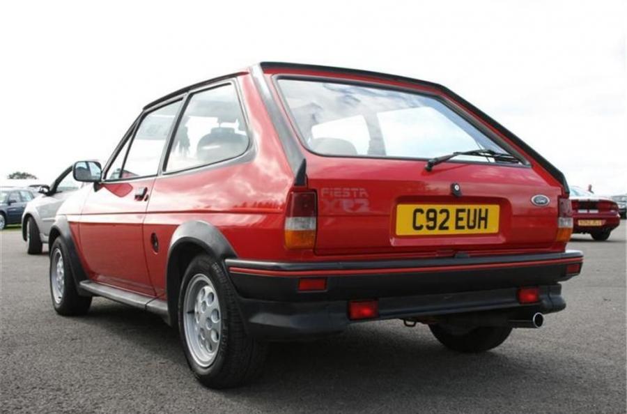  Ford Fiesta XR2 1985 года  (фото 5 из 13)